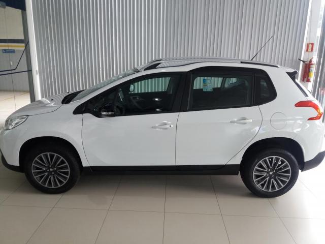 PEUGEOT 2008 ALLURE AUTOMÁTICO - Foto 4