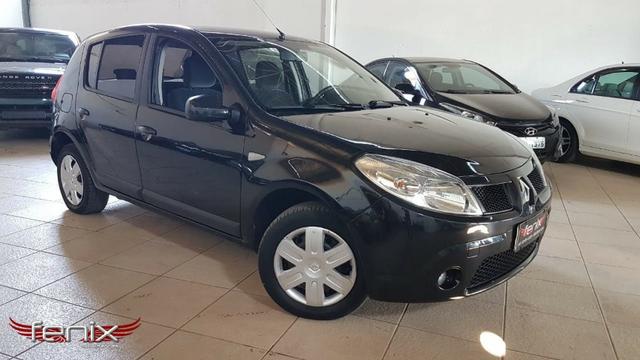 Renault Sandero Privilege 1.6 - Foto 2