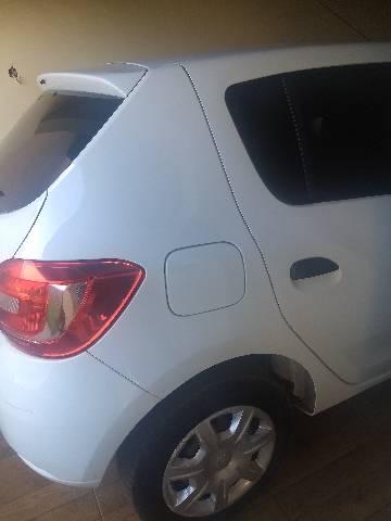 Vendo Sandero Authent 1.0