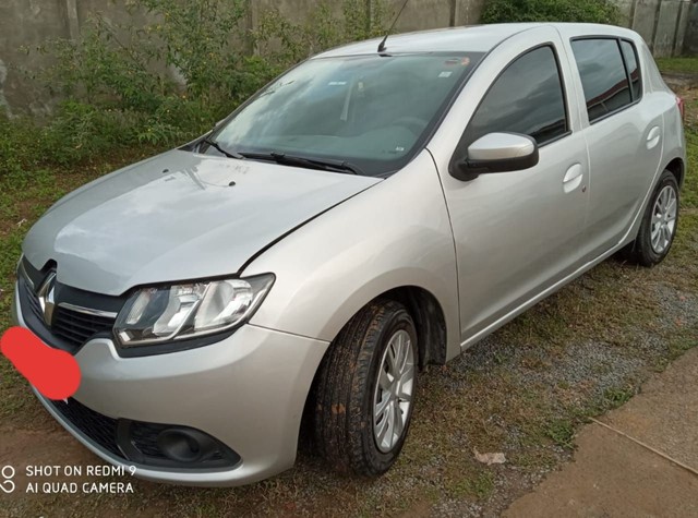 SANDERO TOP