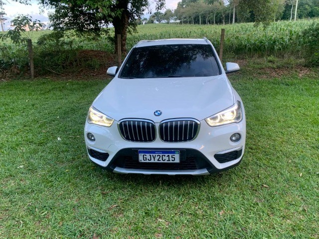 BMW X1 2016 IMPECAVÉL