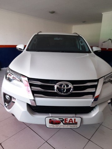 TOYOTA HILUX SW4