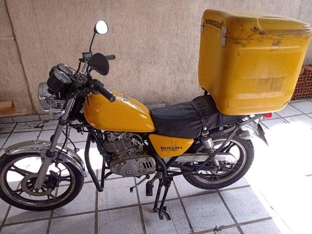 VENDO MOTO SUZUKI