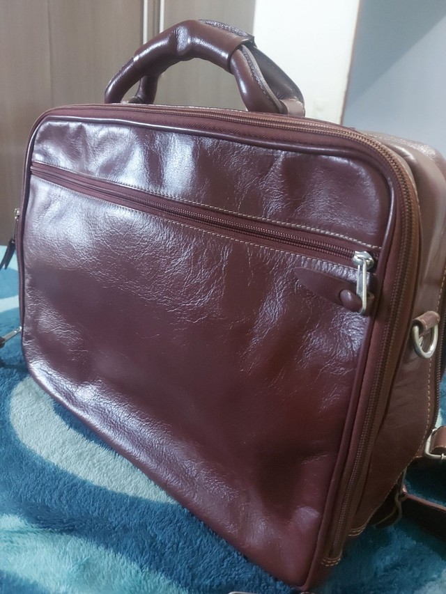 sreeleathers gents bolsas price