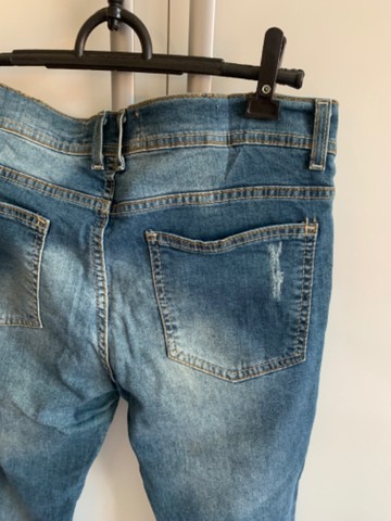 (TAM: 42) Calça Jeans Feminina  - Foto 3