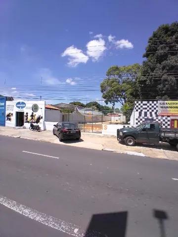 PONTO COMERCIAL NA AVENIDA PRESIDENTE KENNEDY