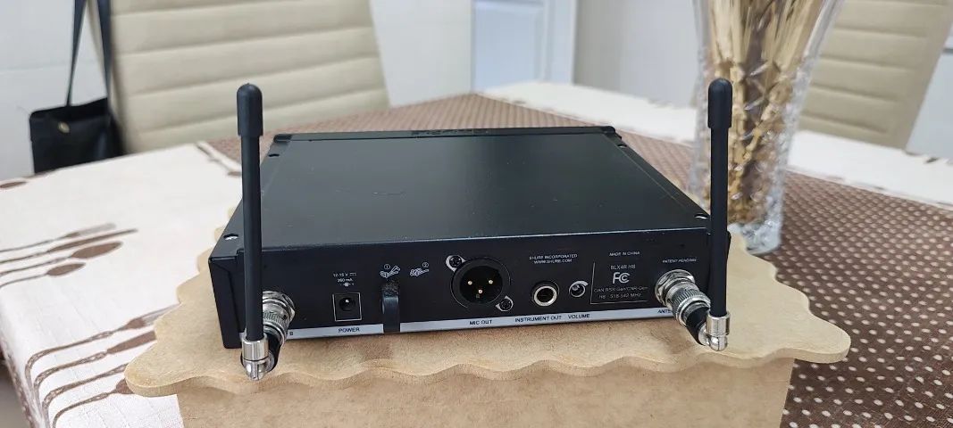 Microfone auricular Shure