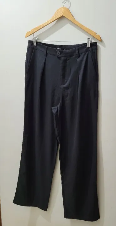 Calça pantalona em viscose