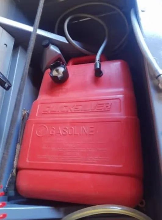 Lancha de alumínio com trailer - Foto 7