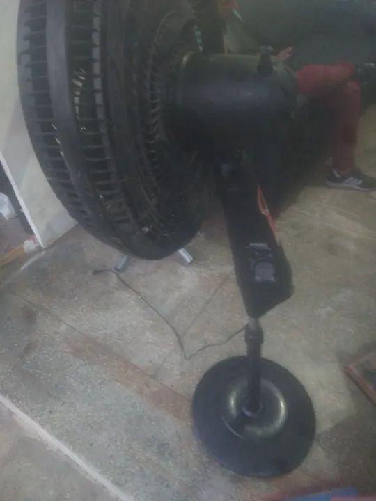 Ventilador de Piso Arno - Foto 2