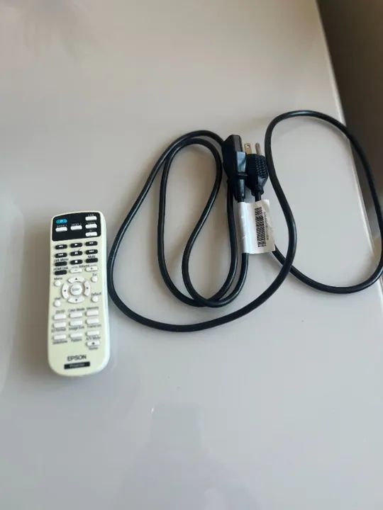 Projetor Epson HomeCinema 2045 FullHD, 3D, 2.200 lumens, input lag baixo - Foto 6