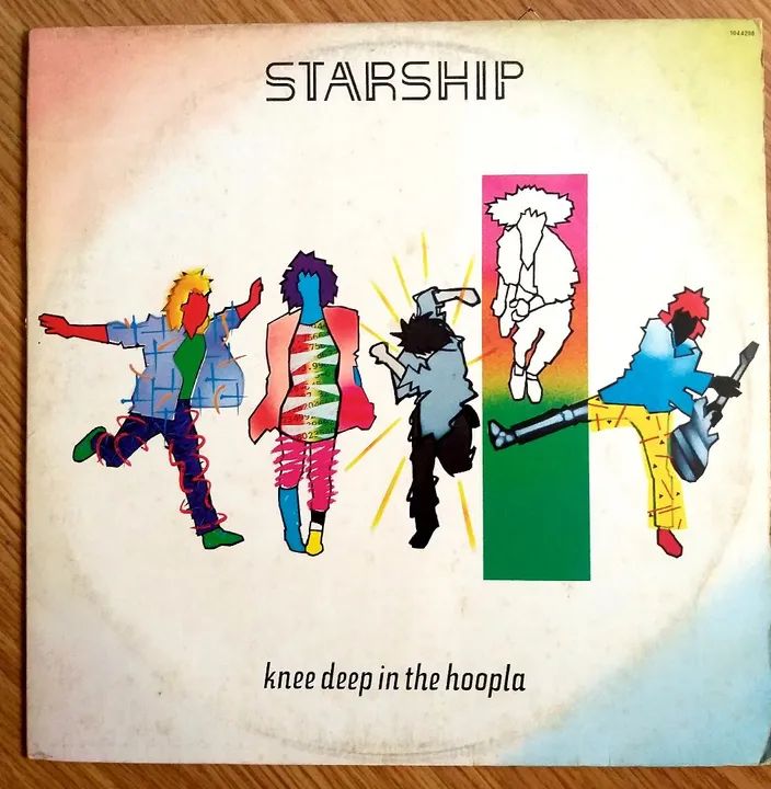 Starship knee deep in the hoopla 