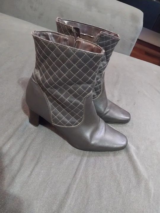 Bota Martinez 