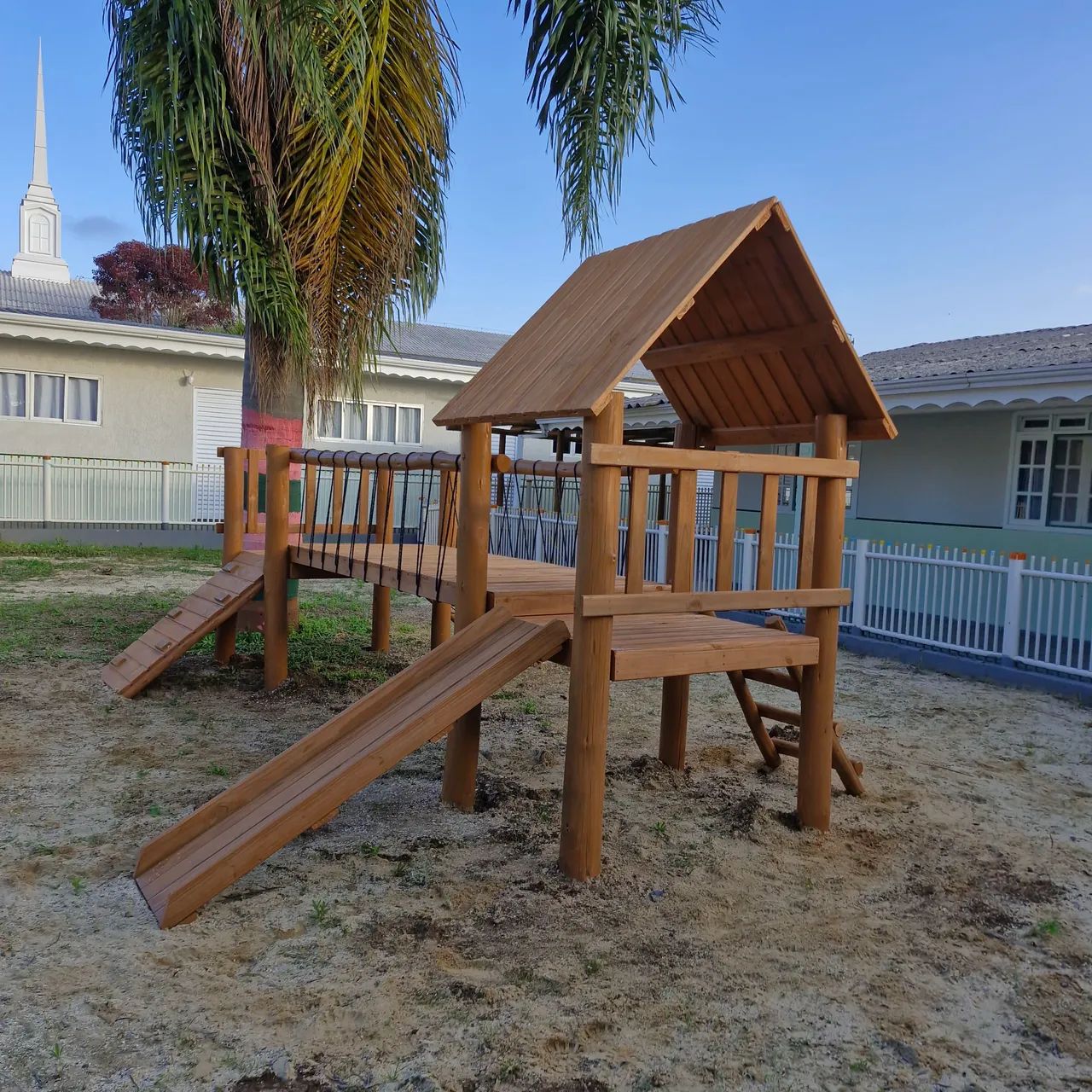 Playground de madeira para crianças - Foto 3