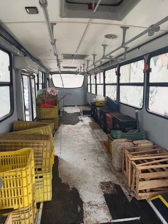 Mercedes benz busscar urbanuss 2000 sem os bancos 