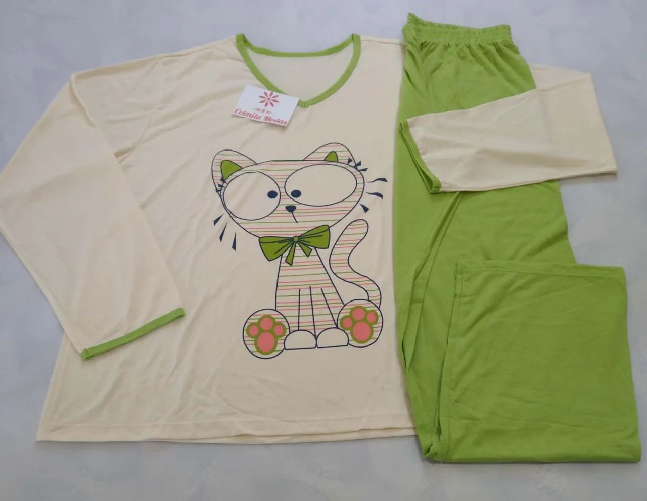 Pijama feminino plus size com estampa - Foto 2