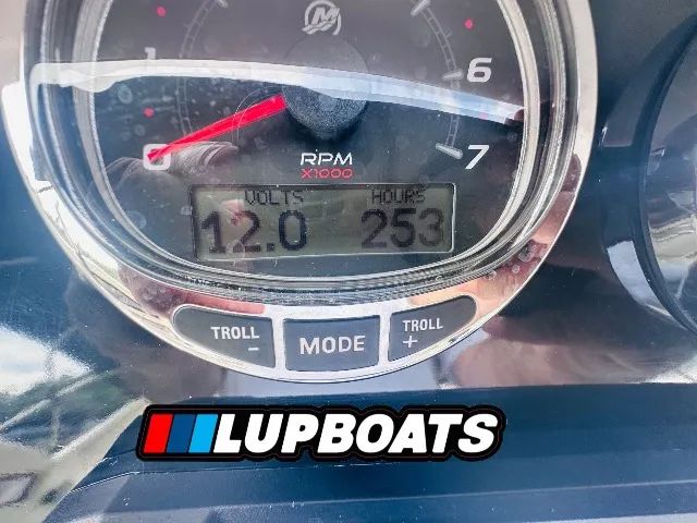 REAL 330 SE - 2022 - 255h - Foto 8