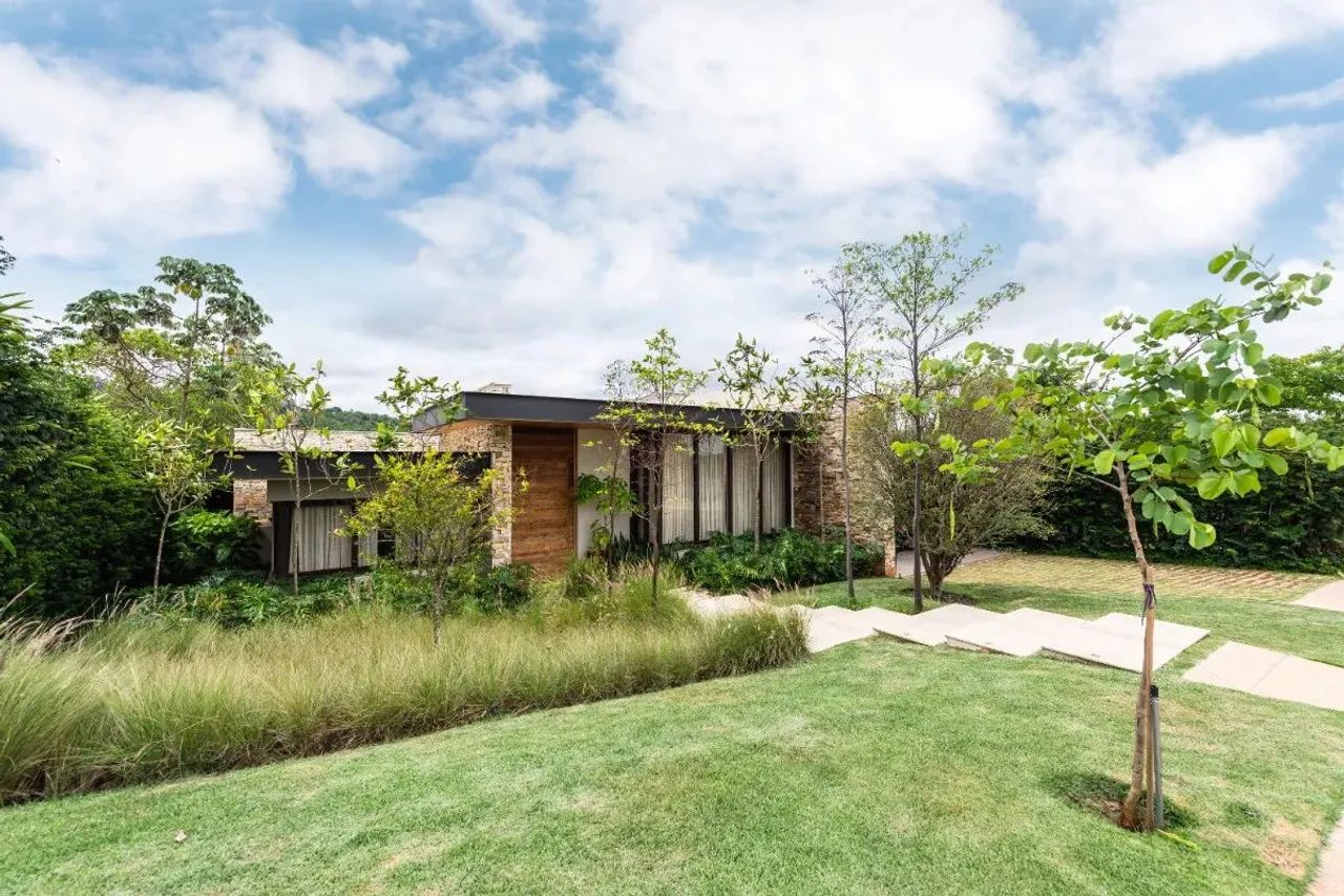Casa no condomínio Fazenda Dona Carolina para venda com 4 quartos, 452m² - Foto 2