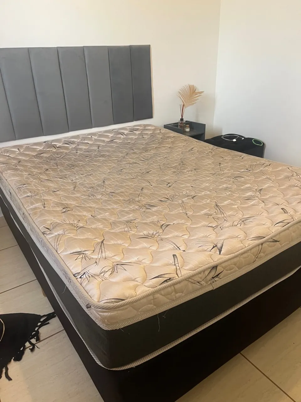 Cama Box Casal Completa com Colchão Confortável