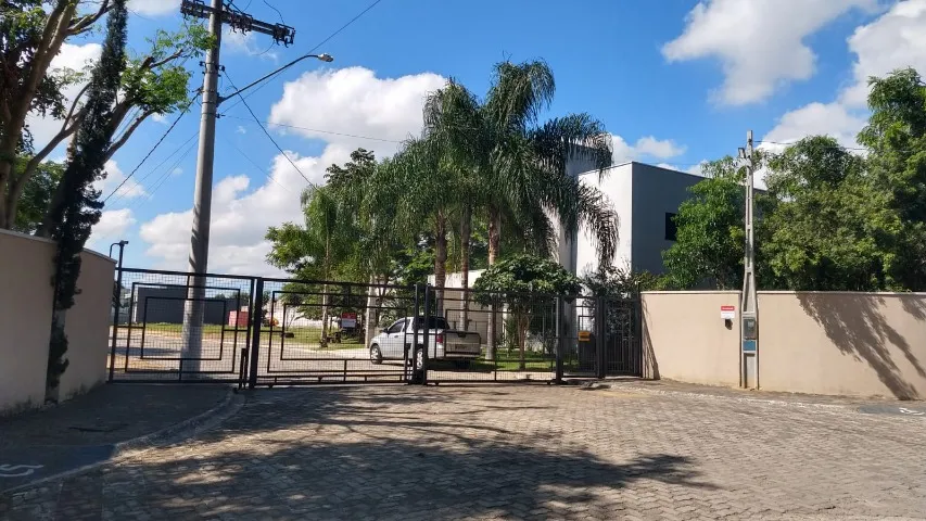Vendo terreno no residencial Charles Schneider em Quiririm.
