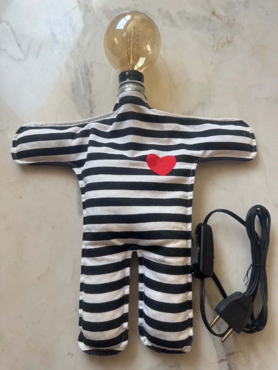 luminária de mesa vintage, boneco presidiário, preso, Imaginarium - Foto 2