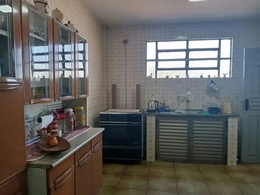 Prédio à venda no bairro Setor Coimbra - Goiânia/GO