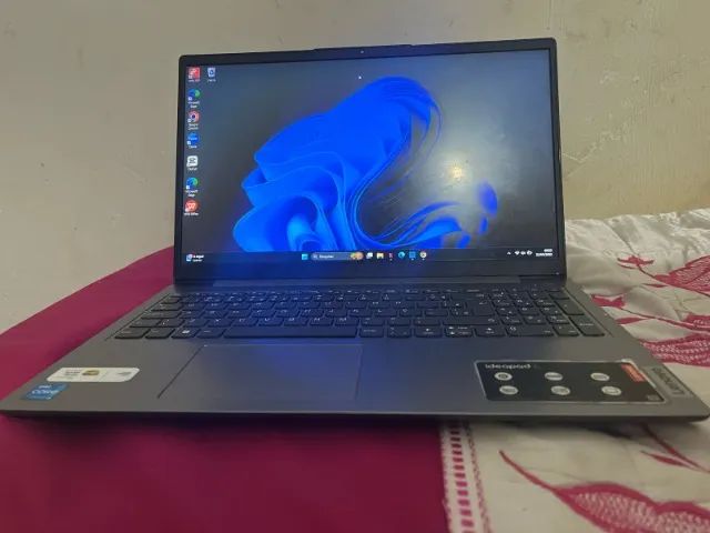 VENDO Notebook Lenovo em ótimo estado! 