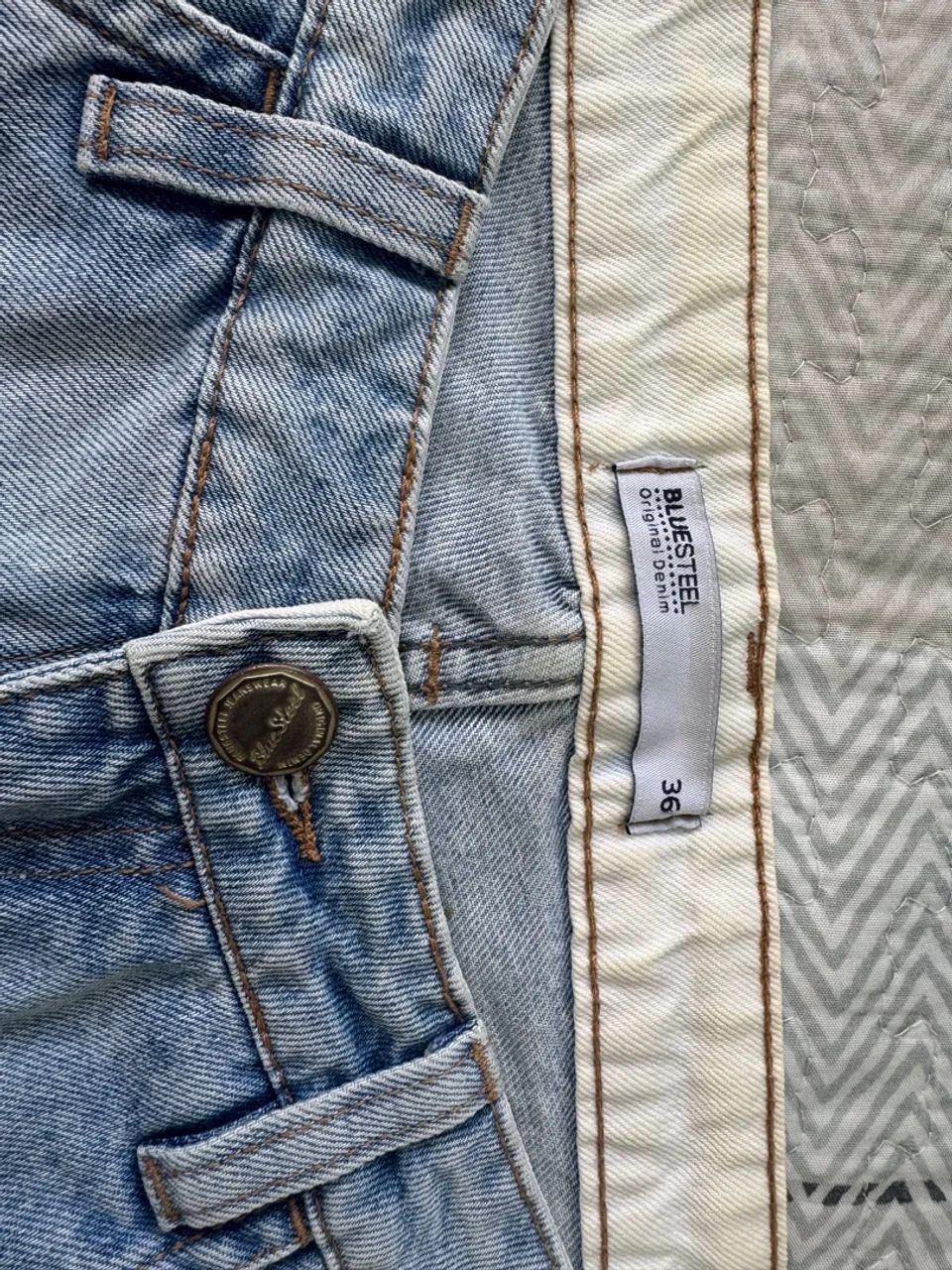 Shorts Jeans Bluesteel com Detalhes em Franja - Foto 3