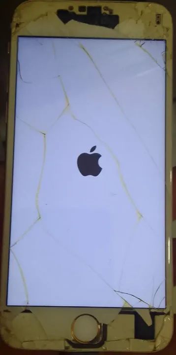 Lote de Iphone Para  Uso das Peças - Foto 2