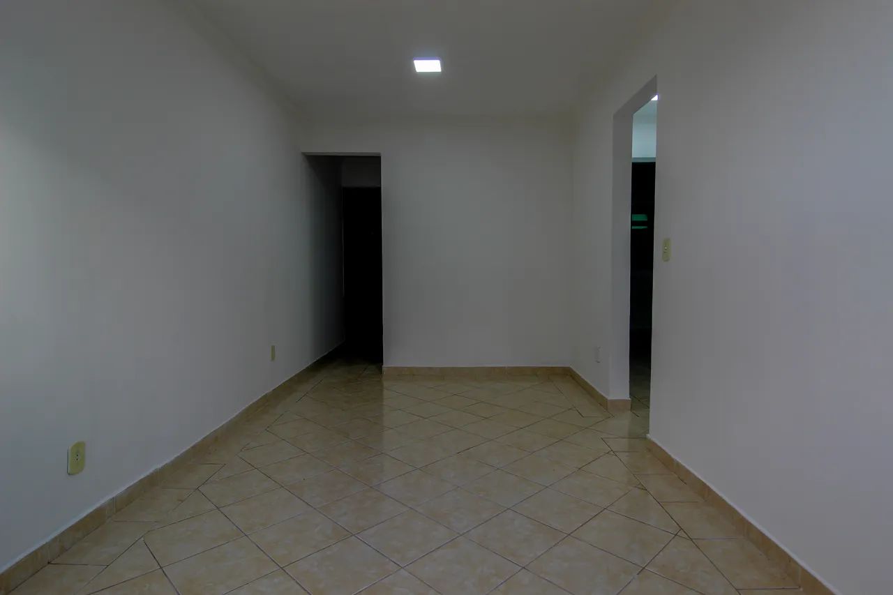 Taguatinga Norte, QNL 10, apartamento, 2 quartos, 2 banheiros, 1 vaga. - Foto 3