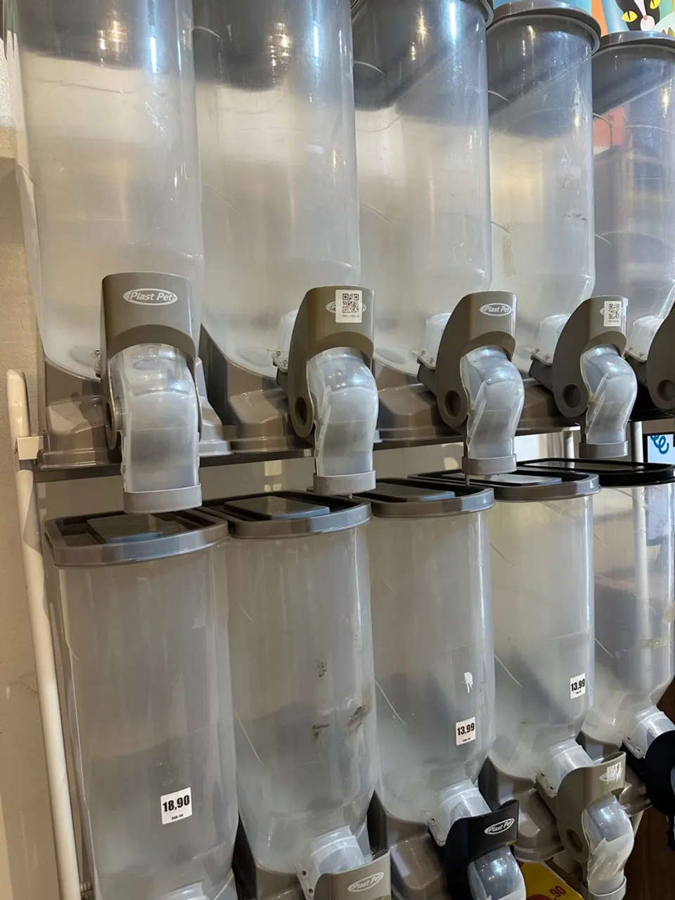 dispenser-de-racao-no-brasil