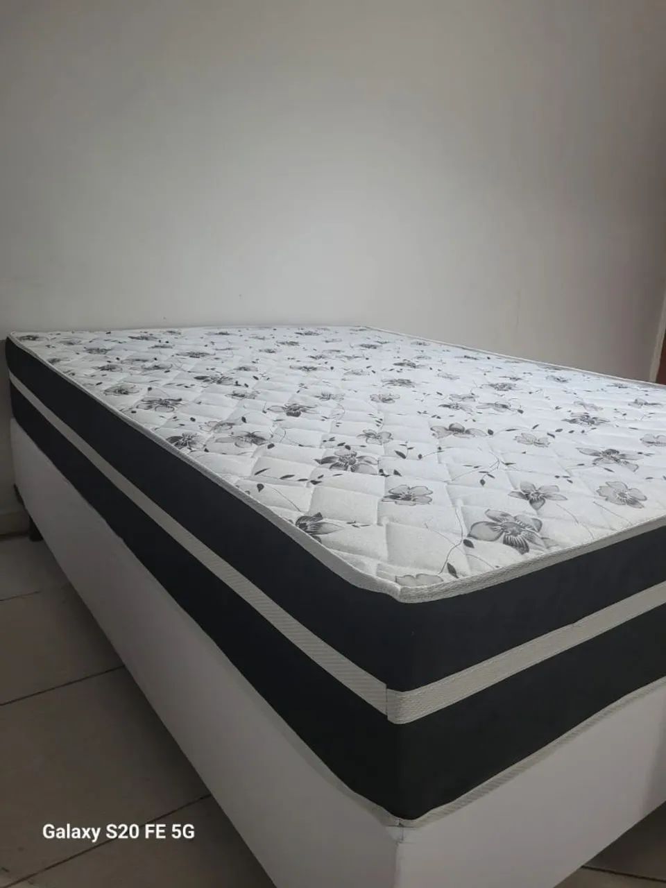 Cama Box+colchão ortopédic $850