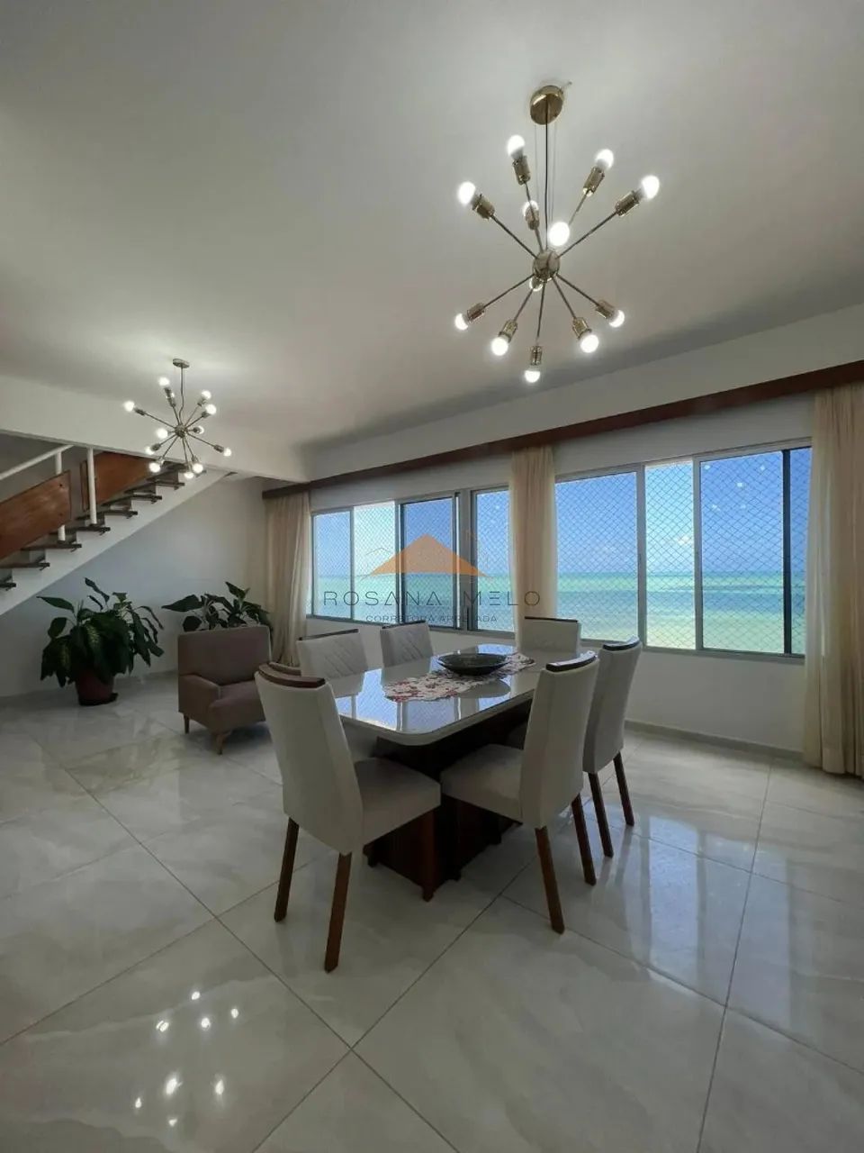 Cobertura duplex no Edifício Rio Araguaia, 385m², 4 quartos, 4 suítes, 1 Suíte Master, 3 v