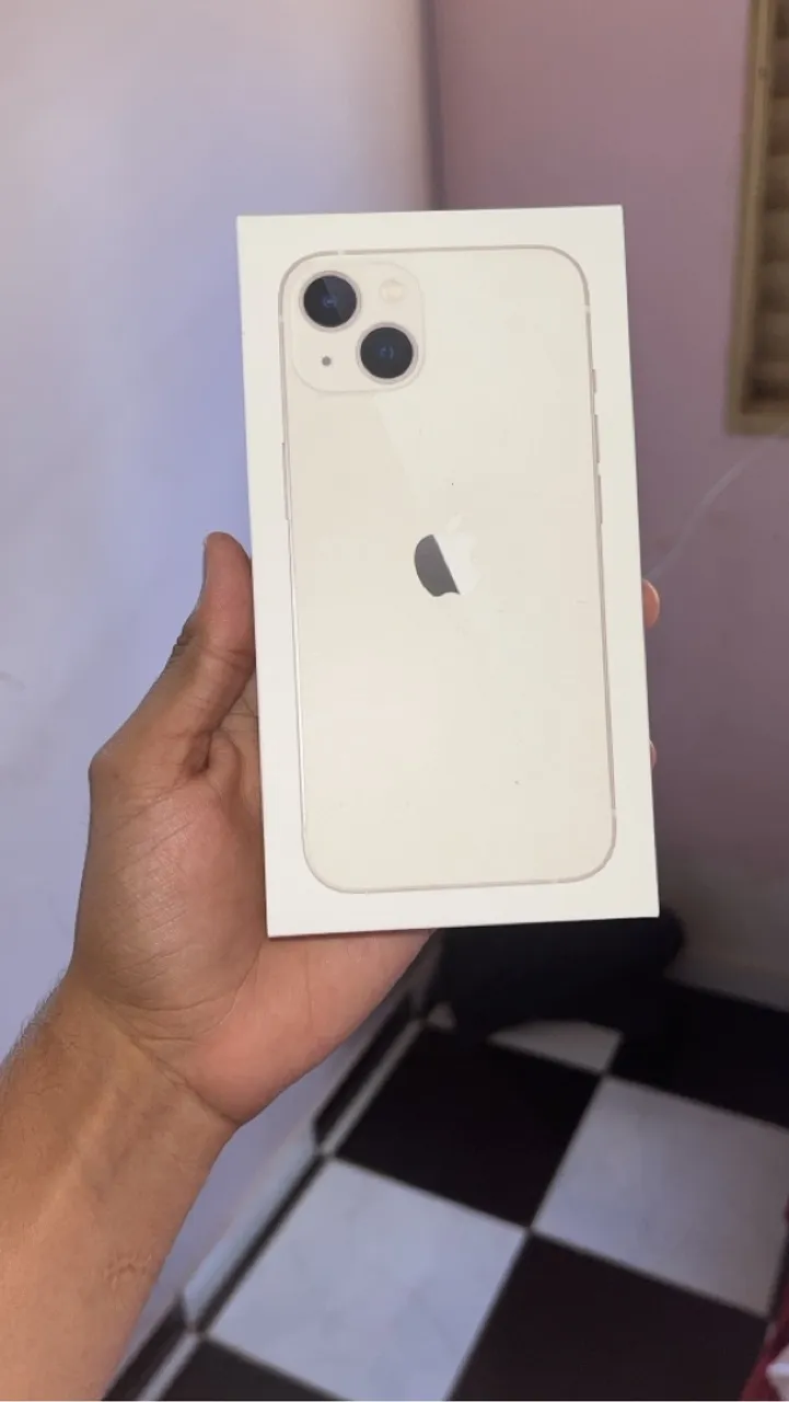 iPhone 13