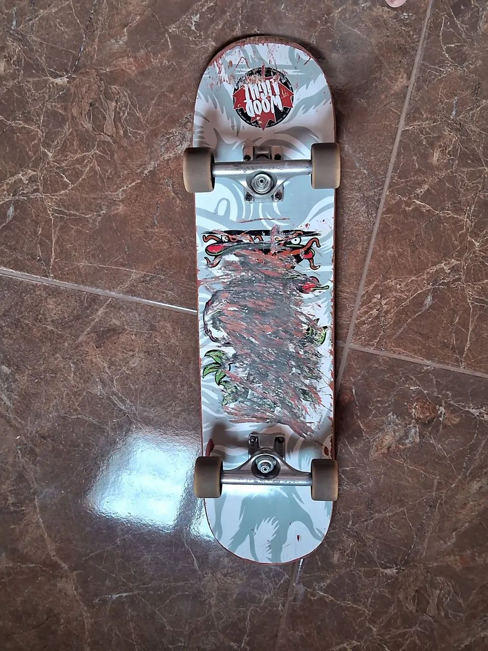 Skate maple em ótimo estado 64310030133121120