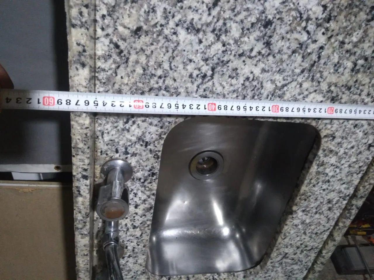 Pia de mármore com torneira dupla  - Foto 4