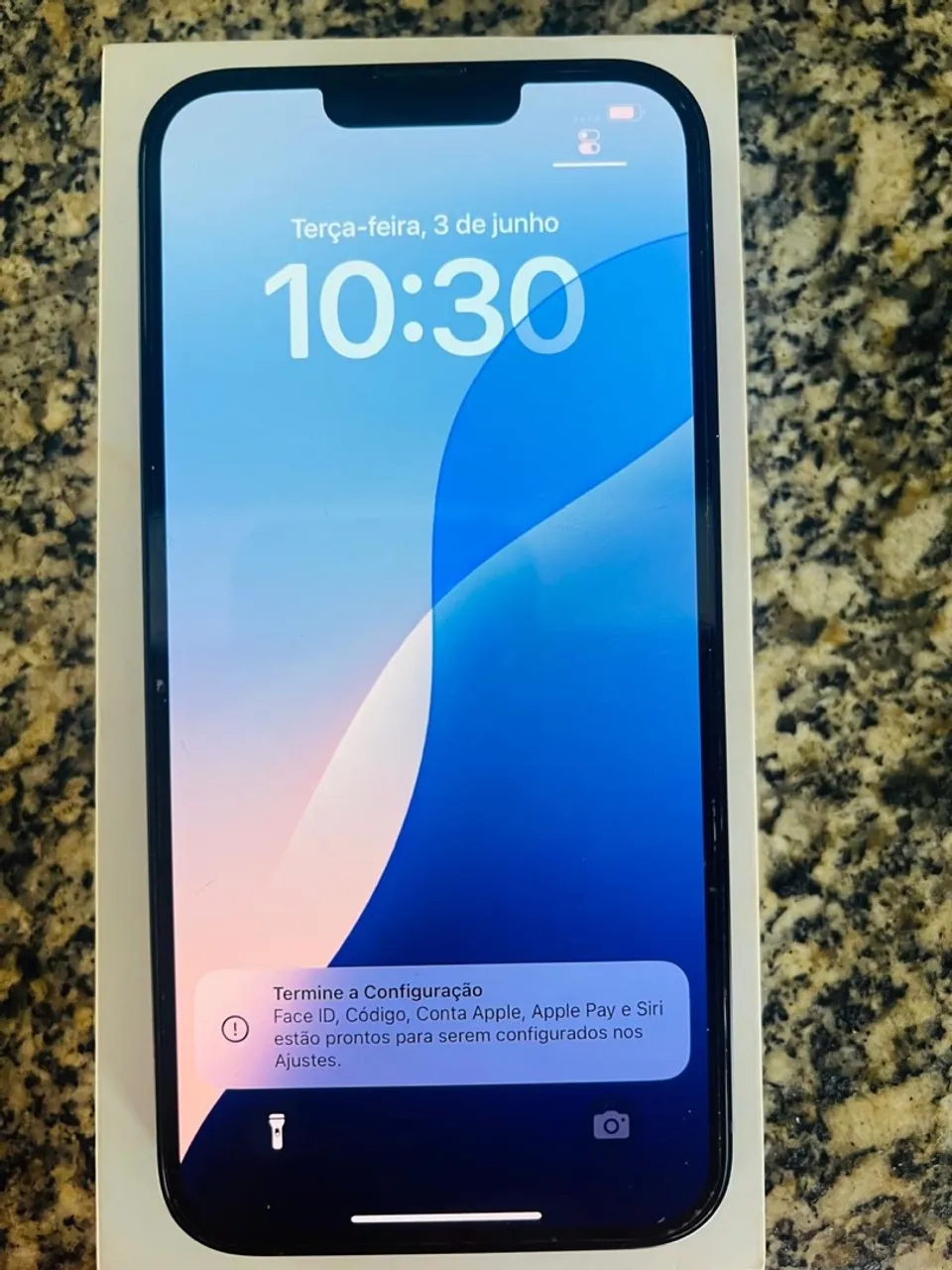 Vende-se IPhone 14 Plus 256GB 