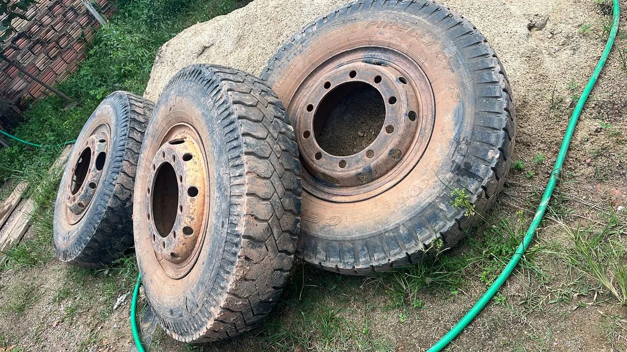  3 rodas Aro 22.5 roda 10 furos caminhão 