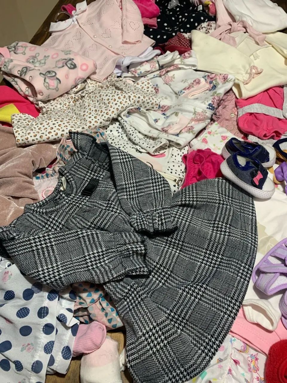 Lote de roupas para bebê 3 a 6 m