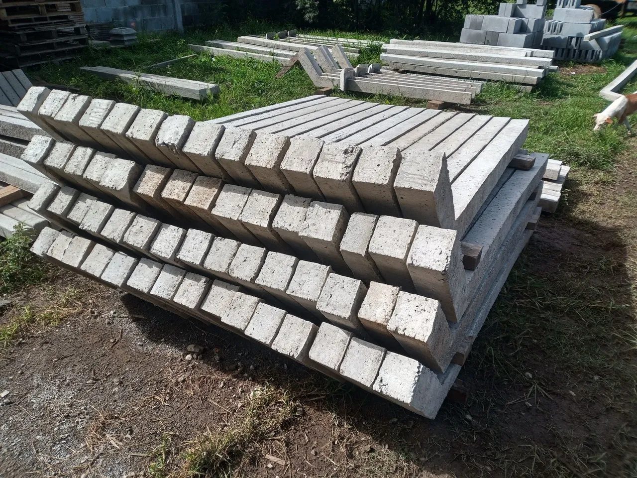 Palanque 10x10 para cerca de alambrado, curvado com 2,5 de comprimento