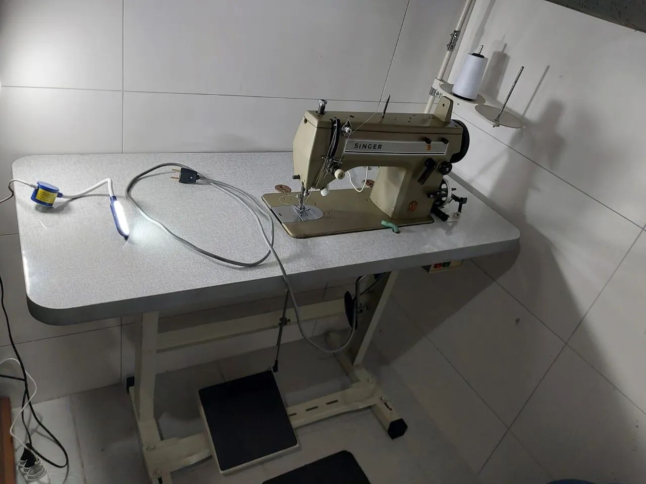 Máquina de Costura Industrial Singer 20U - Foto 6