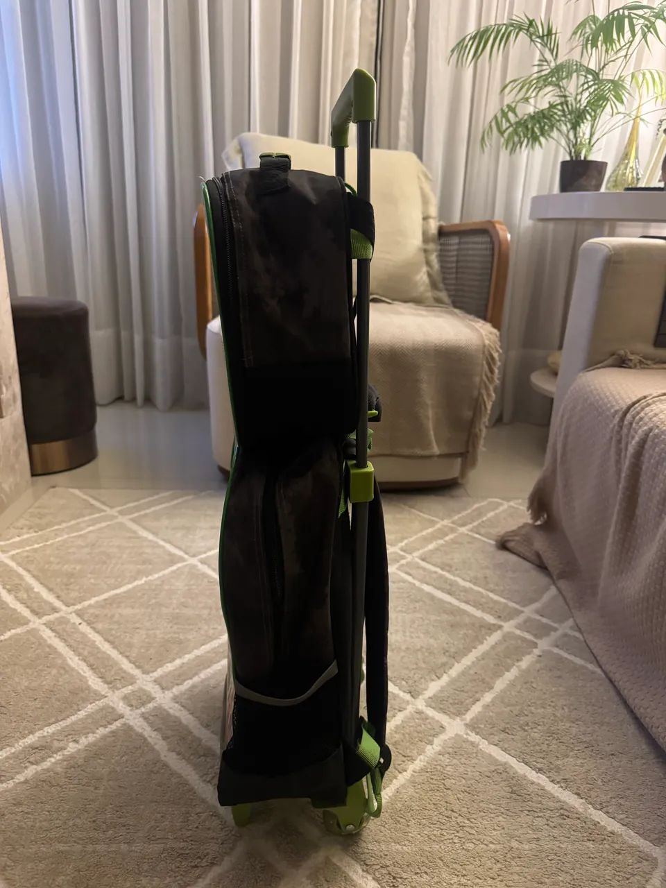 Mochila+lancheira+estojo ótimo estado  - Foto 3