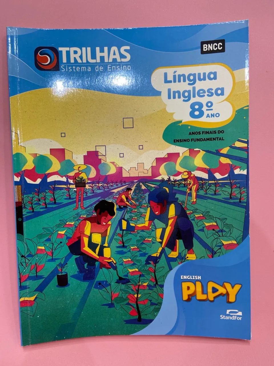 Livro Didático Língua Inglesa 8º Ano - Trilhas novo sem uso 