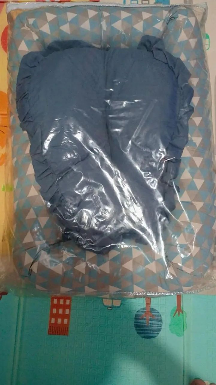 Redutor de berço para bebê + almofada de amamentação. - Foto 2