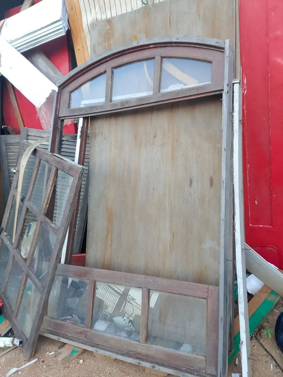 Selling solid wood window64872652375811125