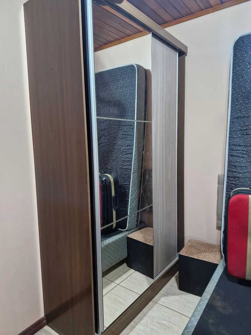 Roupeiro 64352822827265120