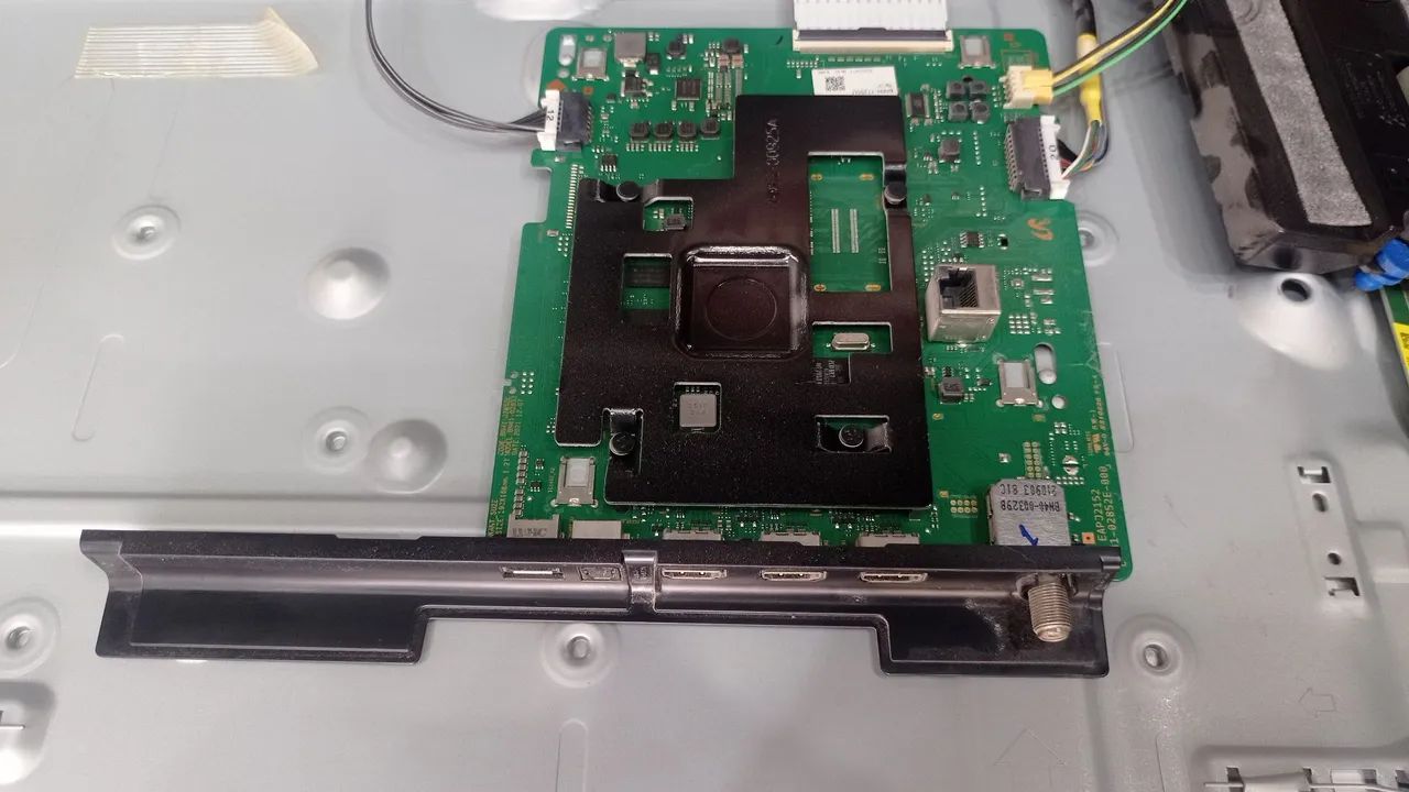 Peças tv Samsung UN65AU7700 - Foto 2