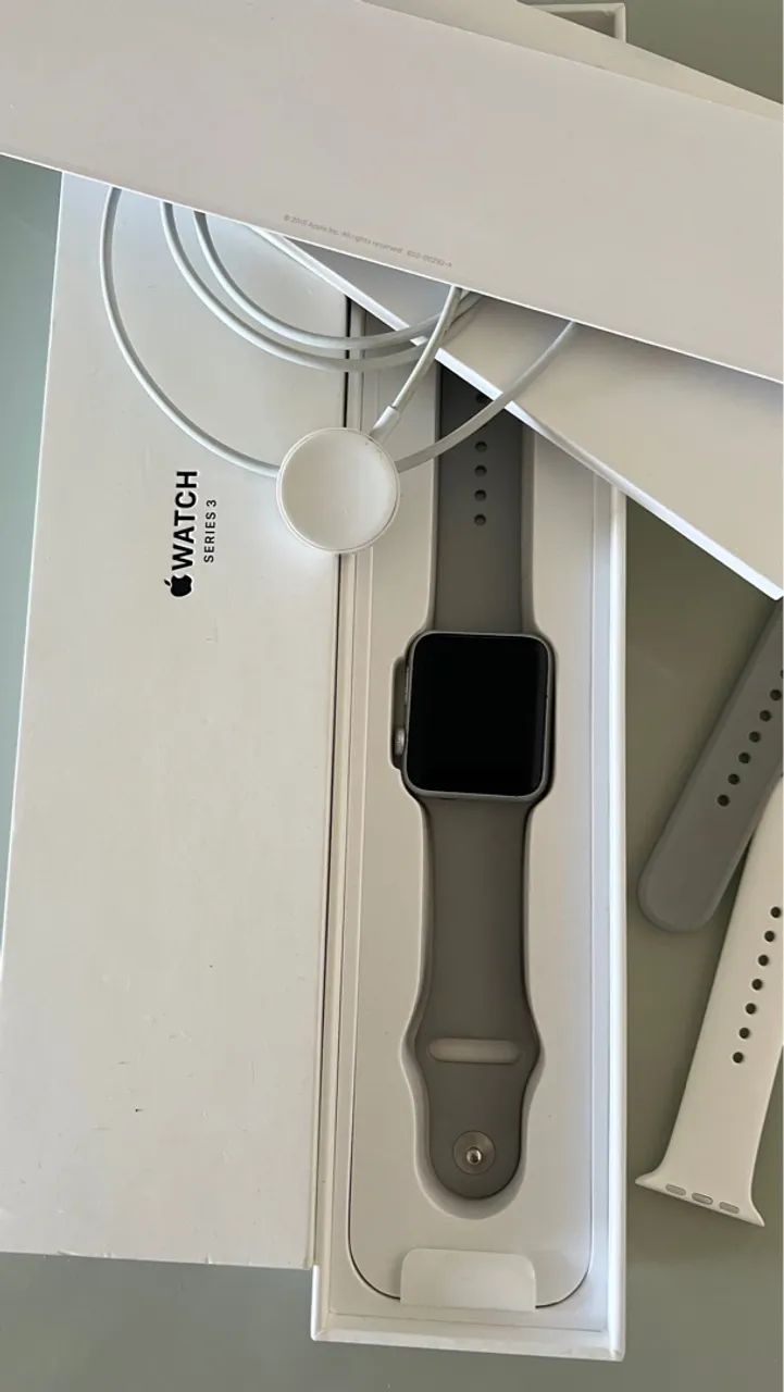 Apple Watch Series 3 42mm TODO ORIGINAL 97% DE BATERIA  - Foto 2