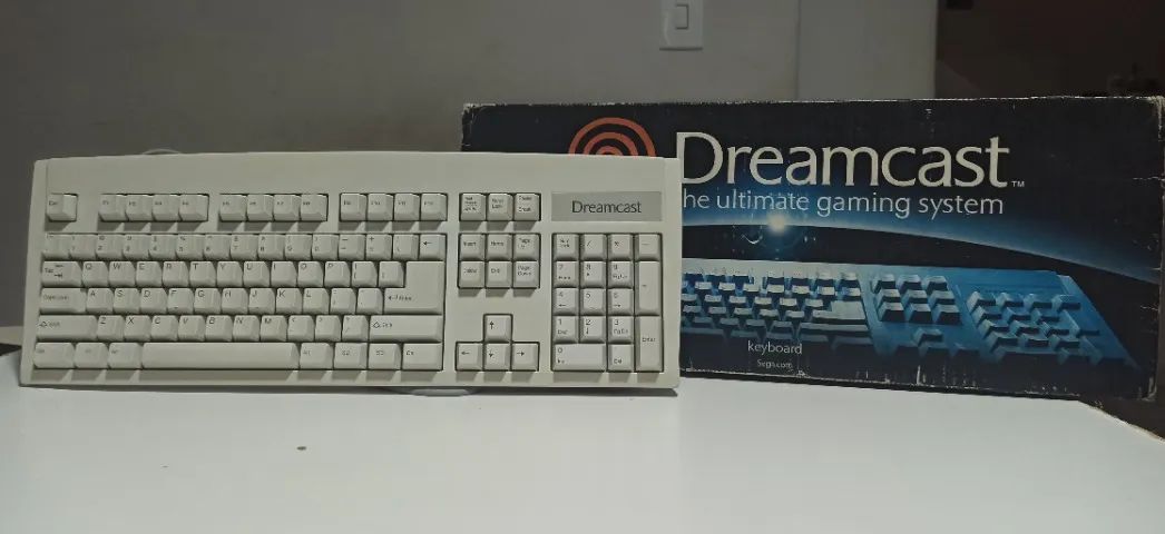 Teclado de Dream Cast em perfeito estado com caixa, completo, aceito cartão