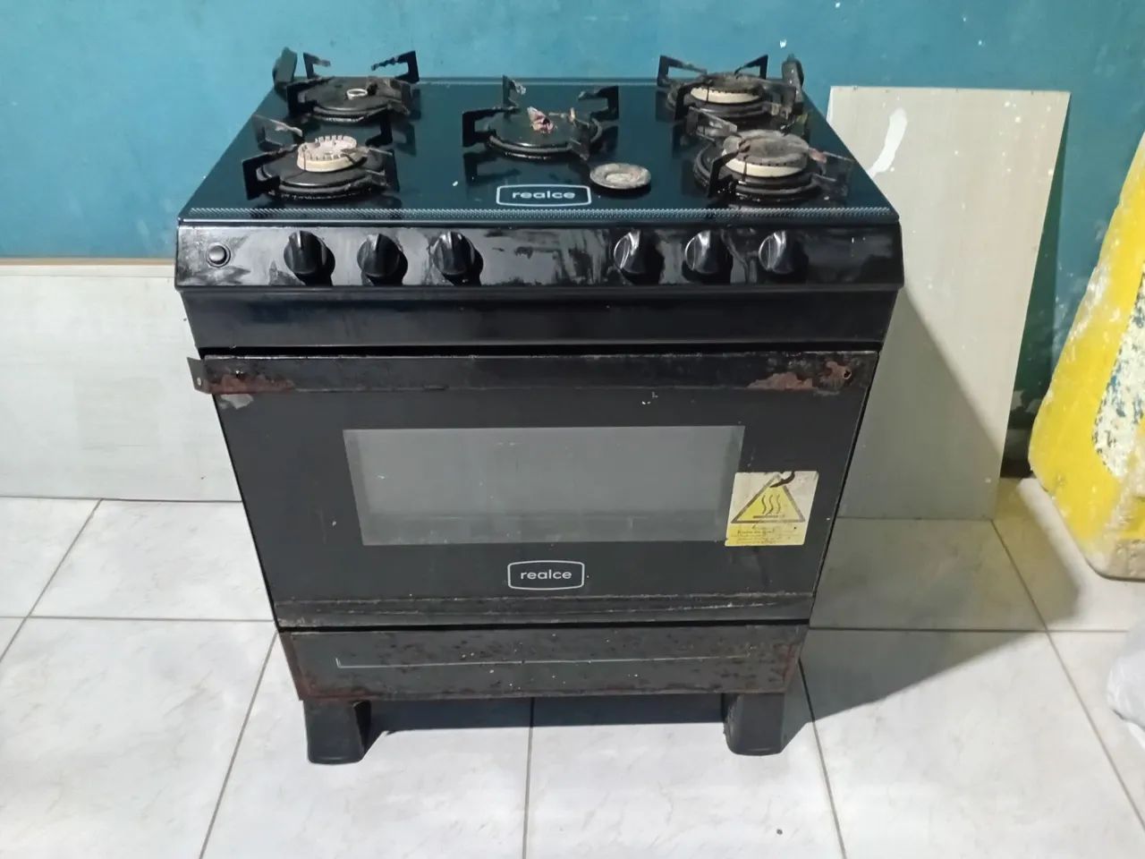 Fogão ainda funciona 